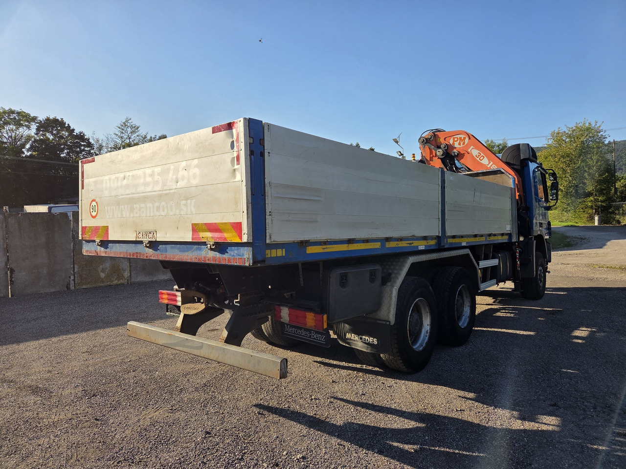 MERCEDES-BENZ ACTROS 3341 6x6 + CRANE PM 30 Radio Control - משאית צד נופל/ שטוחה, משאית מנוף: תמונה 4 MERCEDES-BENZ ACTROS 3341 6x6 + CRANE PM 30 Radio Control - משאית צד נופל/ שטוחה, משאית מנוף: תמונה 4