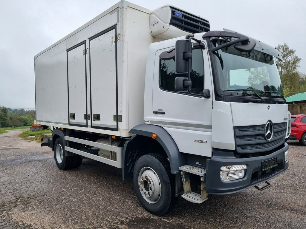 Mercedes-Benz ATEGO 1323 4x4 + Carrier EXPEDITION CAMPER - משאית קירור: תמונה 3 Mercedes-Benz ATEGO 1323 4x4 + Carrier EXPEDITION CAMPER - משאית קירור: תמונה 3
