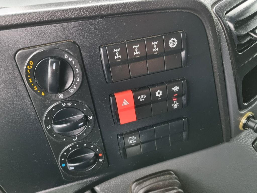 Mercedes-Benz MERCEDES ATEGO 1323 4x4 chassis - משאית עם שלדת תא: תמונה 5 Mercedes-Benz MERCEDES ATEGO 1323 4x4 chassis - משאית עם שלדת תא: תמונה 5