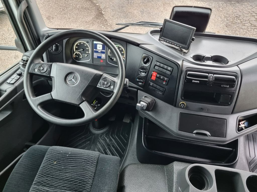Mercedes-Benz MERCEDES ATEGO 1323 4x4 chassis - משאית עם שלדת תא: תמונה 4 Mercedes-Benz MERCEDES ATEGO 1323 4x4 chassis - משאית עם שלדת תא: תמונה 4