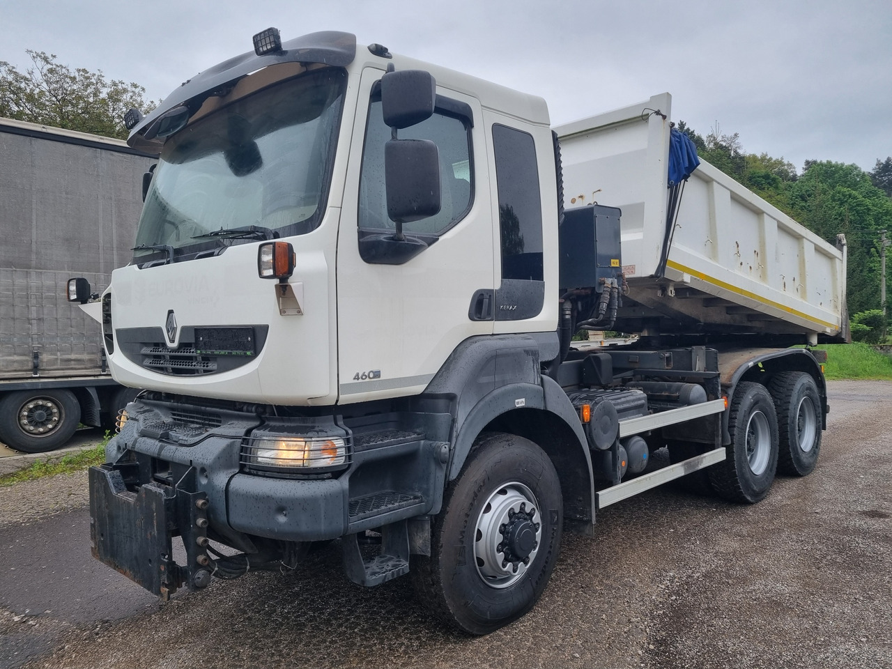 RENAULT KERAX 32.460 6x6 S1 sklápač EURO5 - מזהיר: תמונה 1 RENAULT KERAX 32.460 6x6 S1 sklápač EURO5 - מזהיר: תמונה 1
