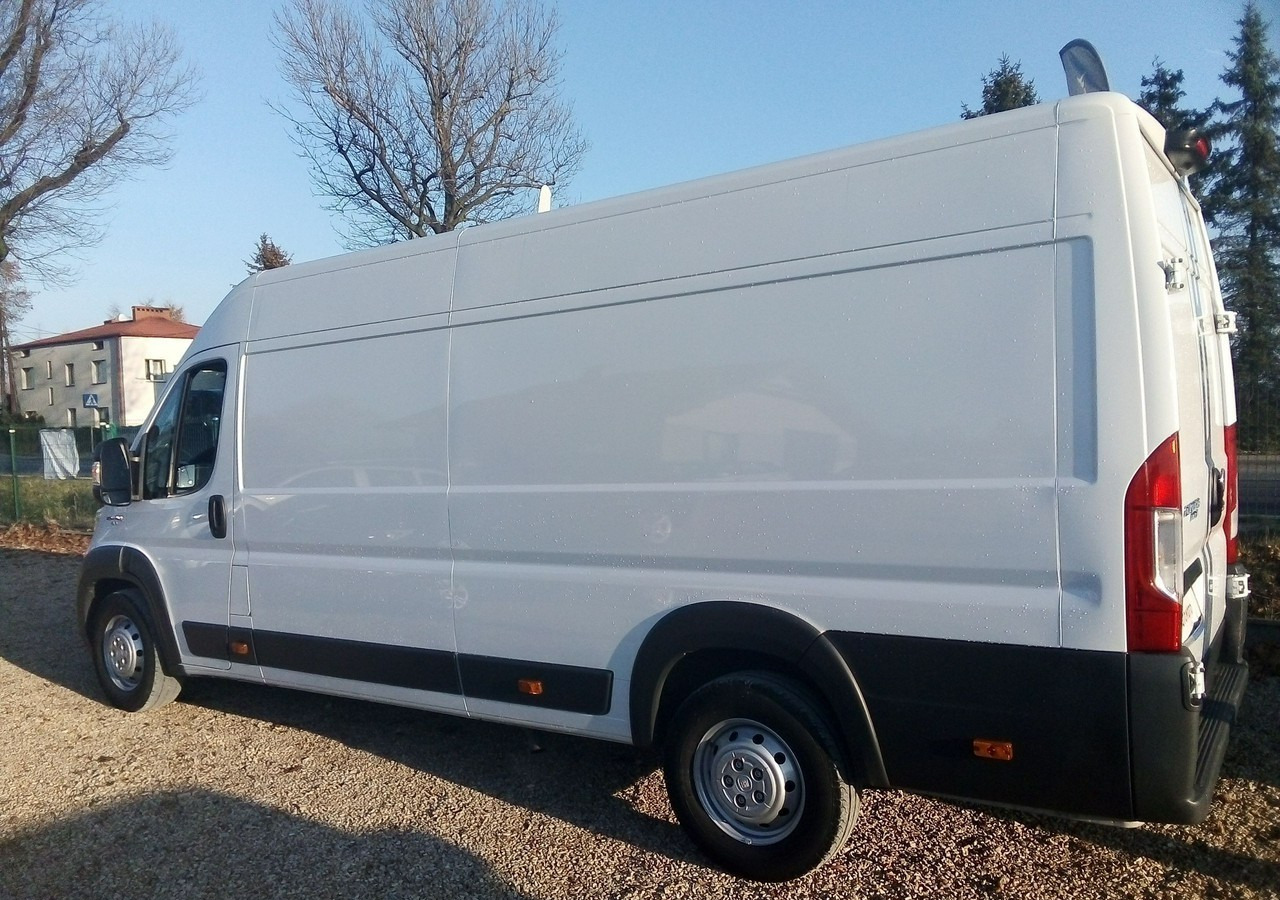 Fiat Ducato krajowy*jeden właściciel*klimatronic *kamera *fv 23%*driving advisor - כלי רכב מסחרי עם לוח: תמונה 5 Fiat Ducato krajowy*jeden właściciel*klimatronic *kamera *fv 23%*driving advisor - כלי רכב מסחרי עם לוח: תמונה 5