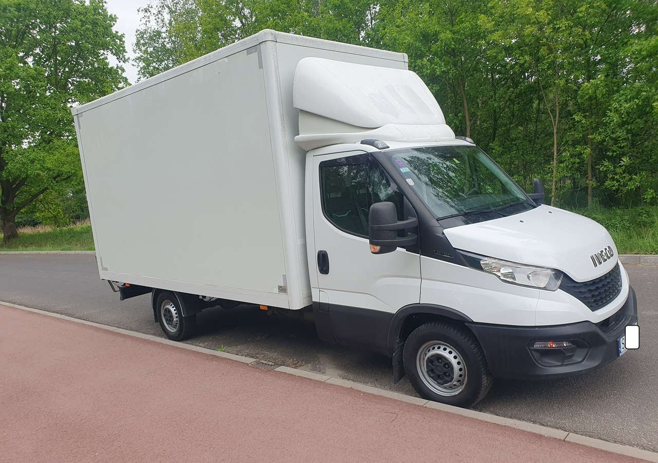 Iveco 35 Daily 35S15 - כלי רכב מסחרי עם תיבה: תמונה 4 Iveco 35 Daily 35S15 - כלי רכב מסחרי עם תיבה: תמונה 4