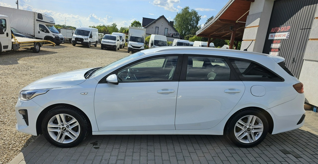 Kia Cee'd III gwarancja*serwis* zadbany - מכונית: תמונה 4 Kia Cee'd III gwarancja*serwis* zadbany - מכונית: תמונה 4