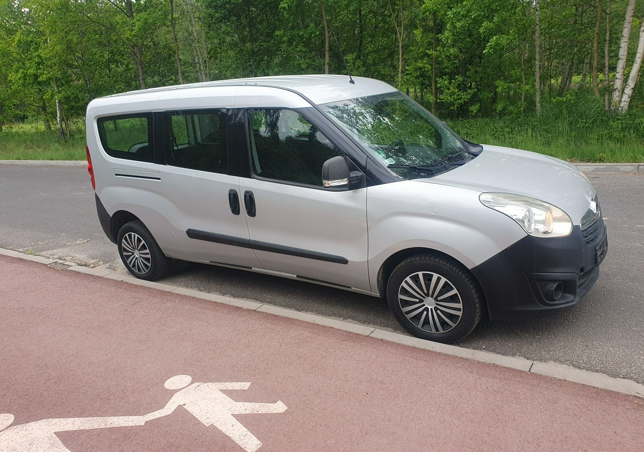Opel Combo III wersja długa *long* - מכונית: תמונה 4 Opel Combo III wersja długa *long* - מכונית: תמונה 4