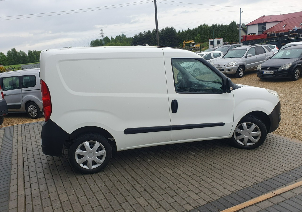 Opel Combo Opel Combo 1.4 Benzyna Polski Salon - כלי רכב מסחרי עם לוח: תמונה 5 Opel Combo Opel Combo 1.4 Benzyna Polski Salon - כלי רכב מסחרי עם לוח: תמונה 5