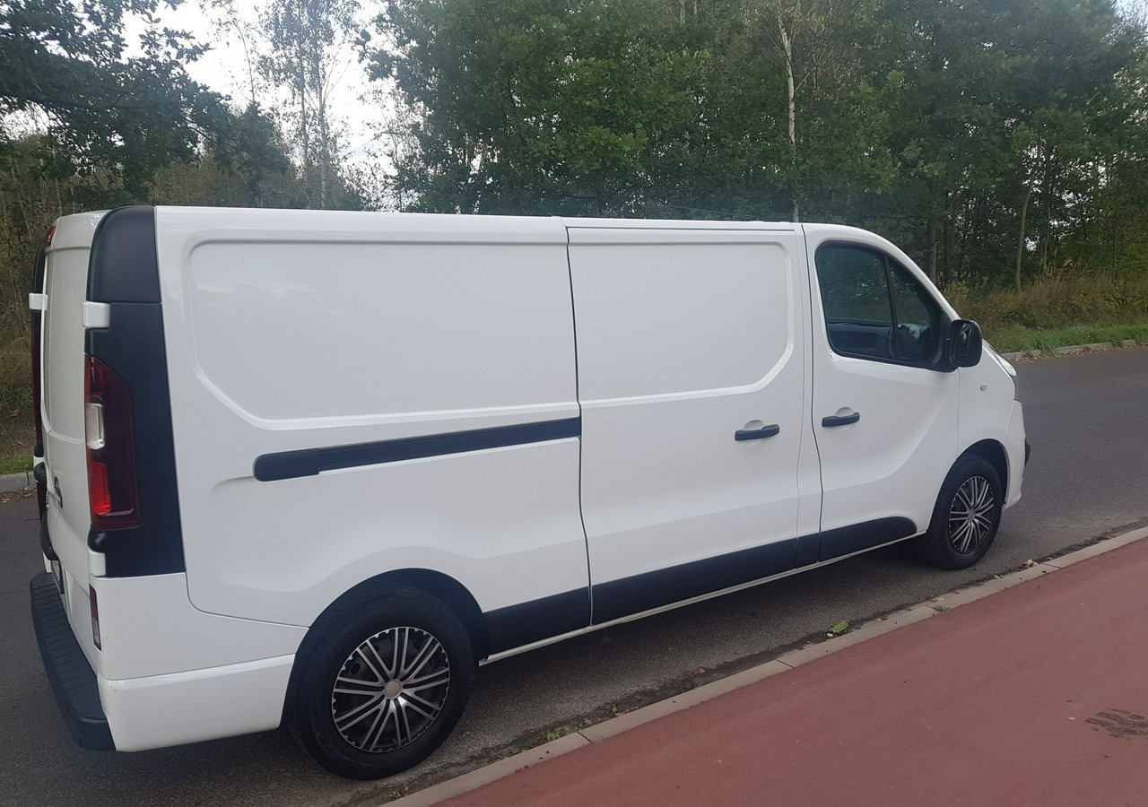 Opel Vivaro krajowy *jeden właściciel * - כלי רכב מסחרי עם לוח: תמונה 5 Opel Vivaro krajowy *jeden właściciel * - כלי רכב מסחרי עם לוח: תמונה 5