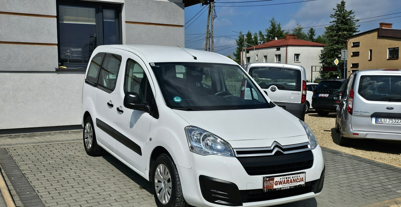 Peugeot Partner II 5 -osobowy - מכונית: תמונה 2 Peugeot Partner II 5 -osobowy - מכונית: תמונה 2