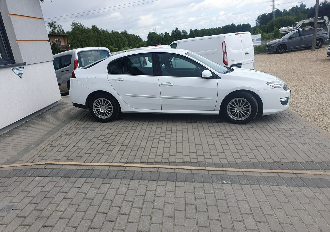 Renault Laguna III niski przebieg * zadbana *ładny stan* - האצ'בק: תמונה 5 Renault Laguna III niski przebieg * zadbana *ładny stan* - האצ'בק: תמונה 5