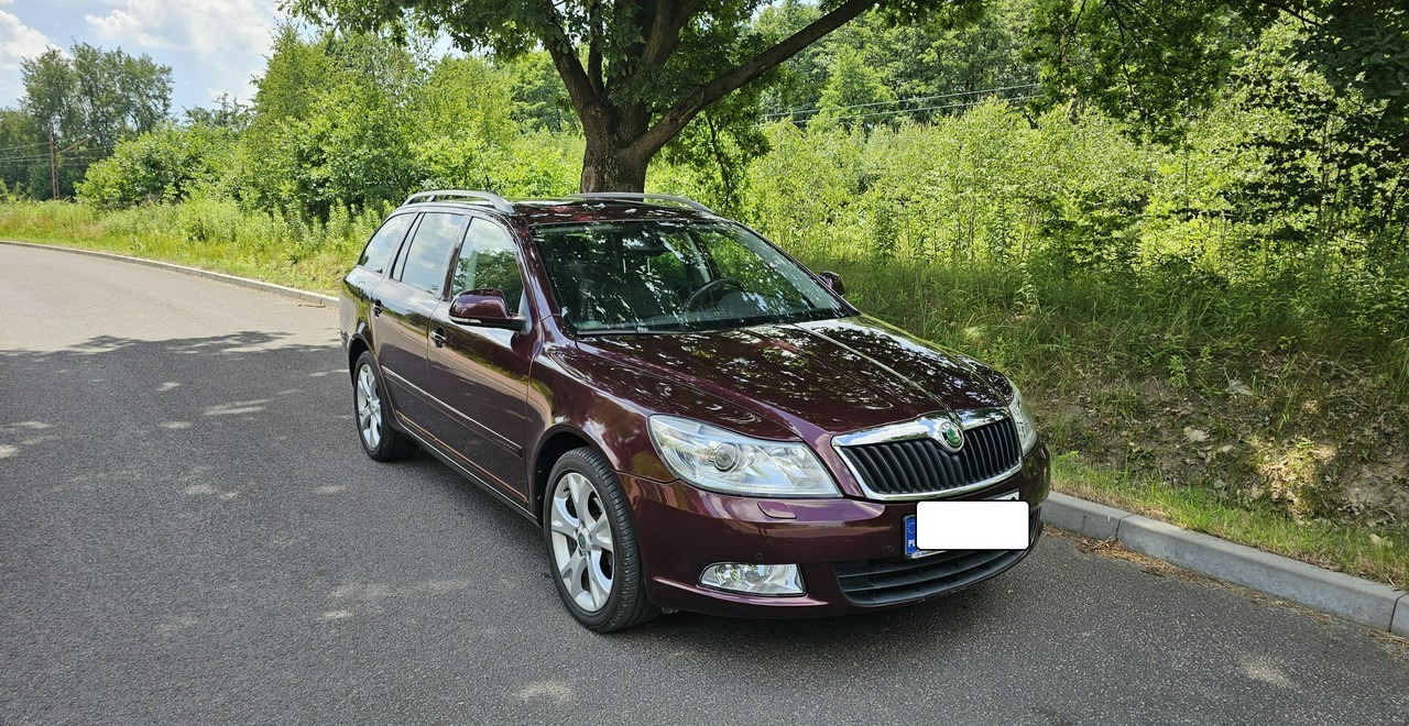 Skoda Octavia II bogate wyposażenie *niski przebieg*FV vat 23%* - מכונית: תמונה 3 Skoda Octavia II bogate wyposażenie *niski przebieg*FV vat 23%* - מכונית: תמונה 3