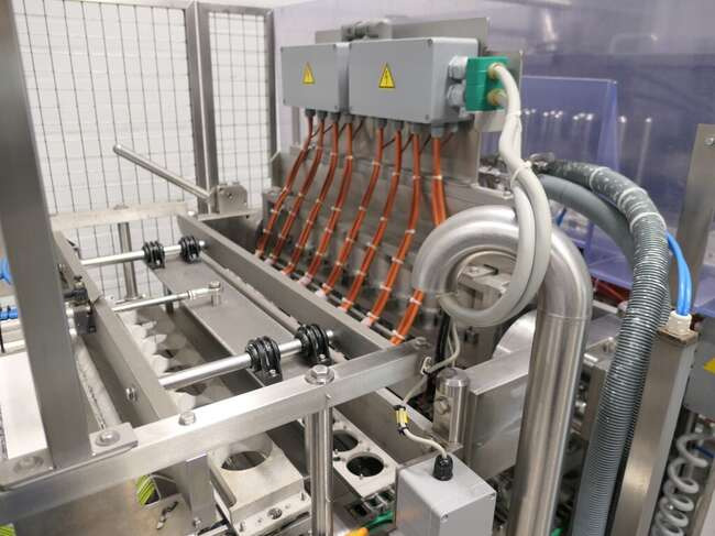 מכונת מזון Grunwald filling- & closing machine Foodliner 12000/8: תמונה 13