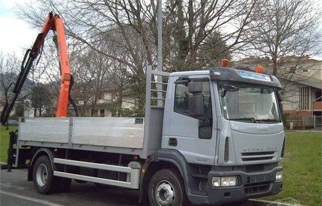 Iveco EUROCARGOeurocargo 160e25 - משאית צד נופל/ שטוחה, משאית מנוף: תמונה 3 Iveco EUROCARGOeurocargo 160e25 - משאית צד נופל/ שטוחה, משאית מנוף: תמונה 3