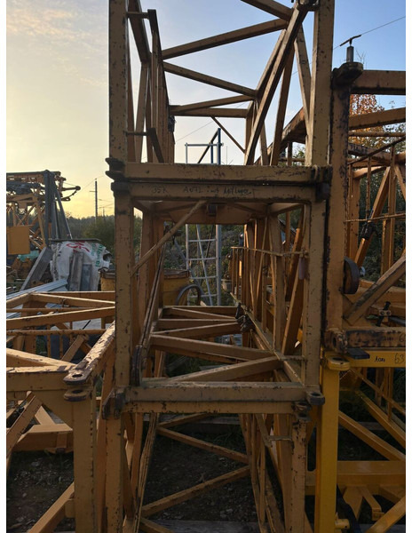 Liebherr 35K towers set - עגורן מגדל: תמונה 1 Liebherr 35K towers set - עגורן מגדל: תמונה 1