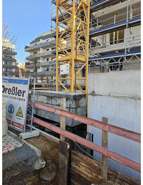 Liebherr 90EC-B 2010yom, 50m jib - עגורן מגדל: תמונה 3 Liebherr 90EC-B 2010yom, 50m jib - עגורן מגדל: תמונה 3