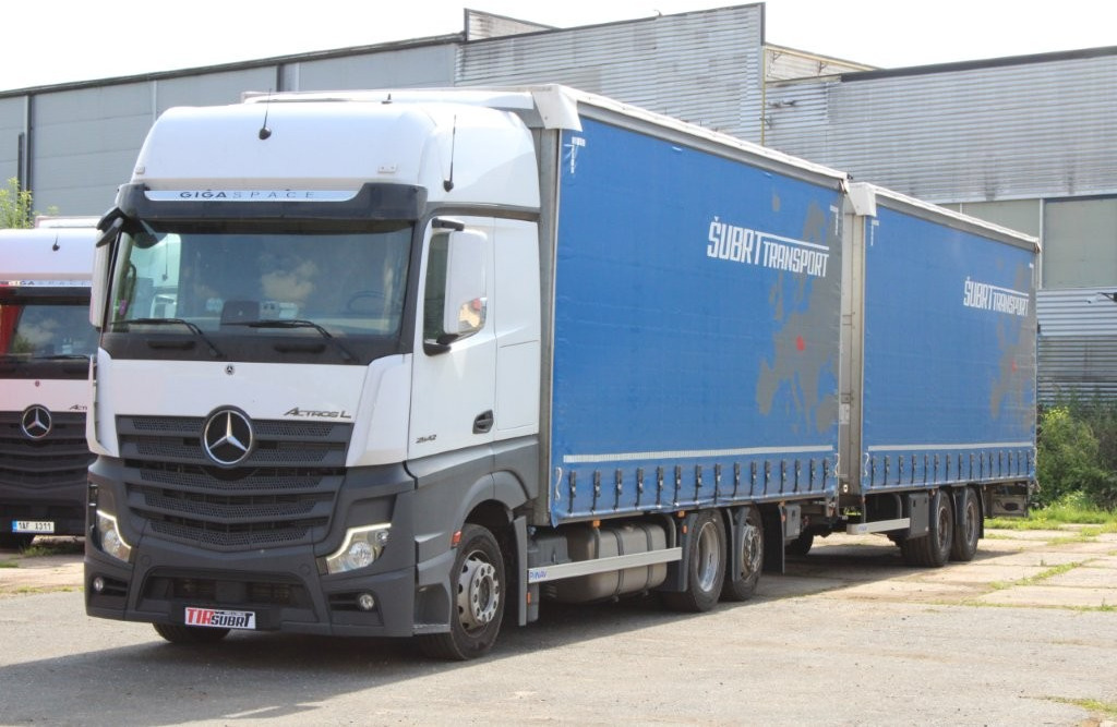 Mercedes-Benz Actros 2542 NAVIGACE + PANAV TVK 18 M (8,20m x 2,4 - משאית וילונות צד, קרון נגרר עם וילונות צד: תמונה 4 Mercedes-Benz Actros 2542 NAVIGACE + PANAV TVK 18 M (8,20m x 2,4 - משאית וילונות צד, קרון נגרר עם וילונות צד: תמונה 4