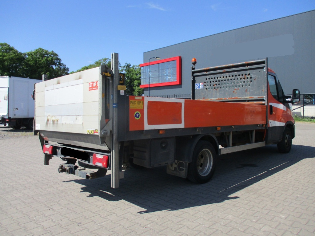 IVECO DAILY 35-140 - כלי רכב מסחרי במיטה שטוחה: תמונה 3 IVECO DAILY 35-140 - כלי רכב מסחרי במיטה שטוחה: תמונה 3