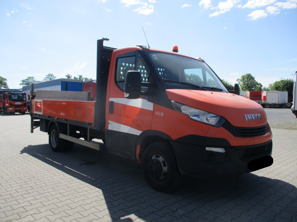 IVECO DAILY 35-140 - כלי רכב מסחרי במיטה שטוחה: תמונה 2 IVECO DAILY 35-140 - כלי רכב מסחרי במיטה שטוחה: תמונה 2