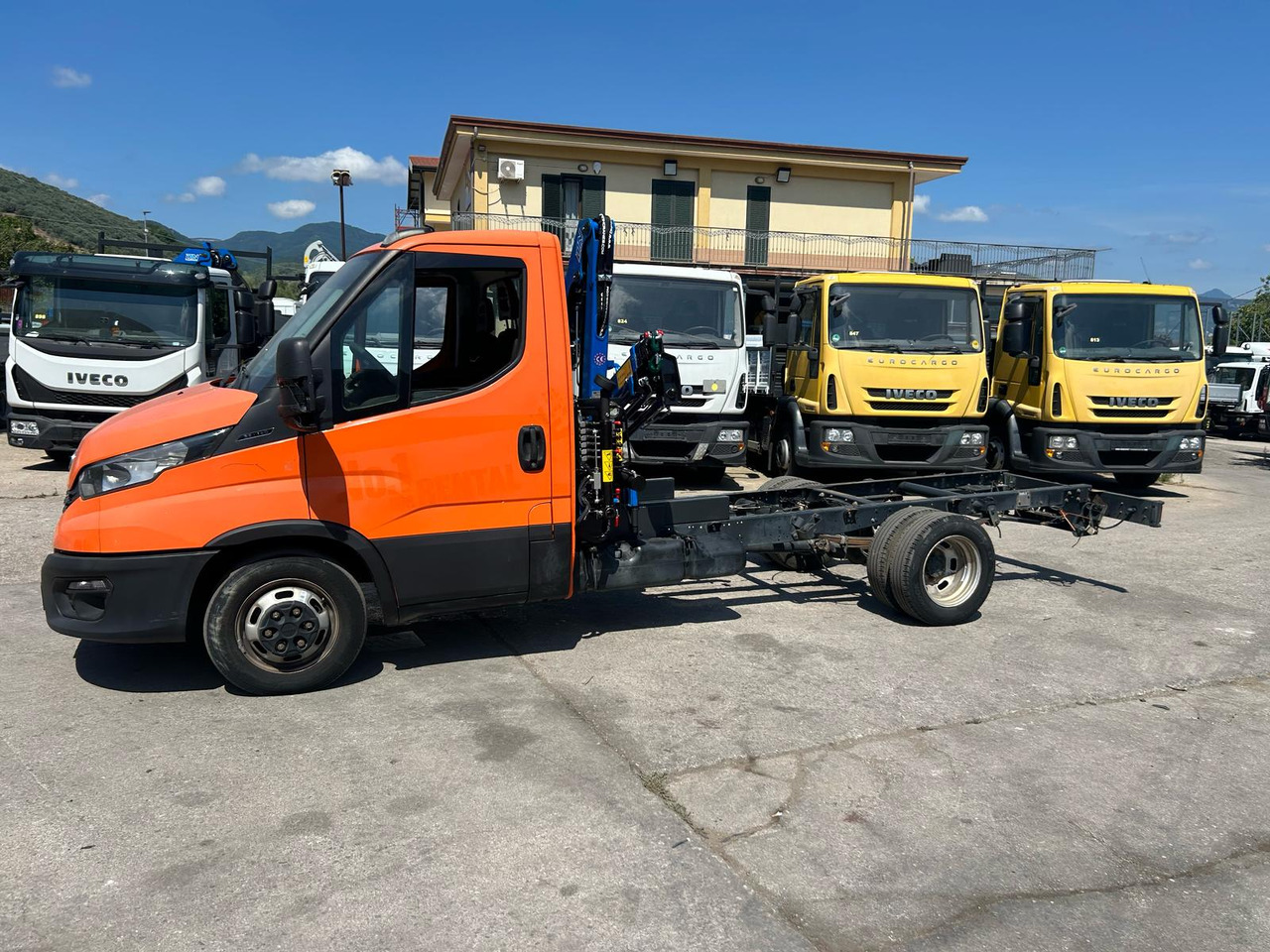 IVECO DAILY 35-140 - משאית מנוף: תמונה 3 IVECO DAILY 35-140 - משאית מנוף: תמונה 3