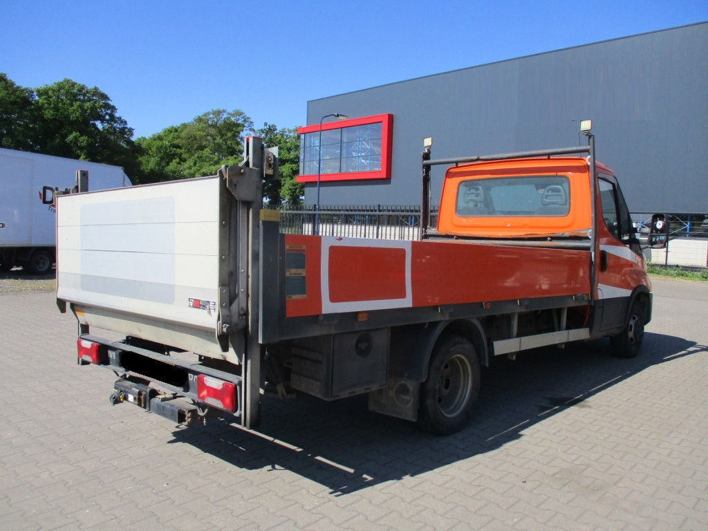 IVECO DAILY 35-140 - כלי רכב מסחרי במיטה שטוחה: תמונה 3 IVECO DAILY 35-140 - כלי רכב מסחרי במיטה שטוחה: תמונה 3