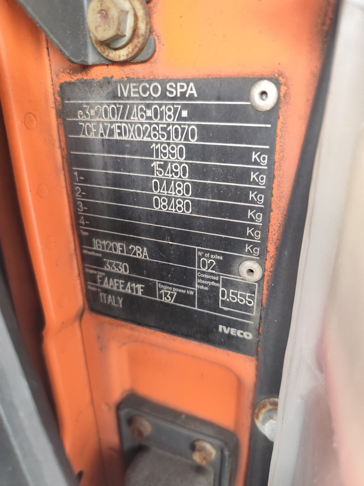 IVECO EUROCARGO 120-90L - משאית עם שלדת תא: תמונה 2 IVECO EUROCARGO 120-90L - משאית עם שלדת תא: תמונה 2
