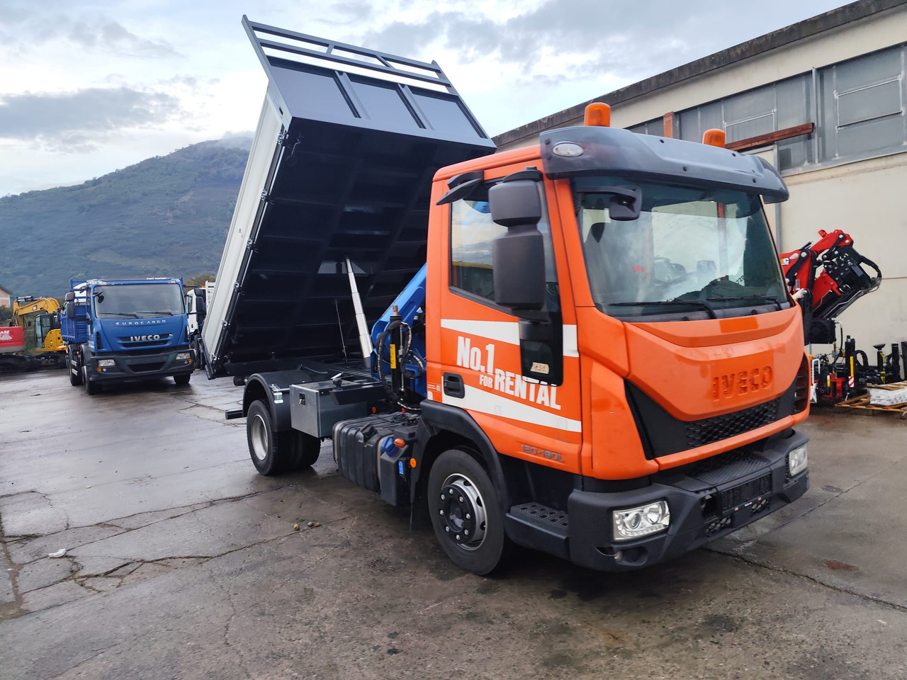 IVECO EUROCARGO 120-90L - משאית מנוף: תמונה 1 IVECO EUROCARGO 120-90L - משאית מנוף: תמונה 1