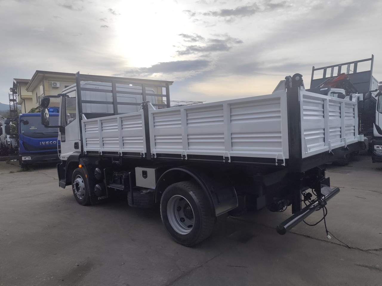 IVECO EUROCARGO 120E25 - מזהיר: תמונה 3 IVECO EUROCARGO 120E25 - מזהיר: תמונה 3