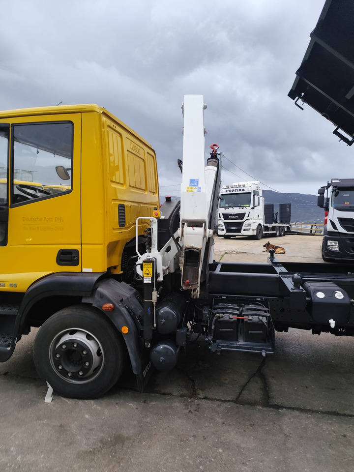 IVECO EUROCARGO 120E28P - משאית מנוף: תמונה 5 IVECO EUROCARGO 120E28P - משאית מנוף: תמונה 5