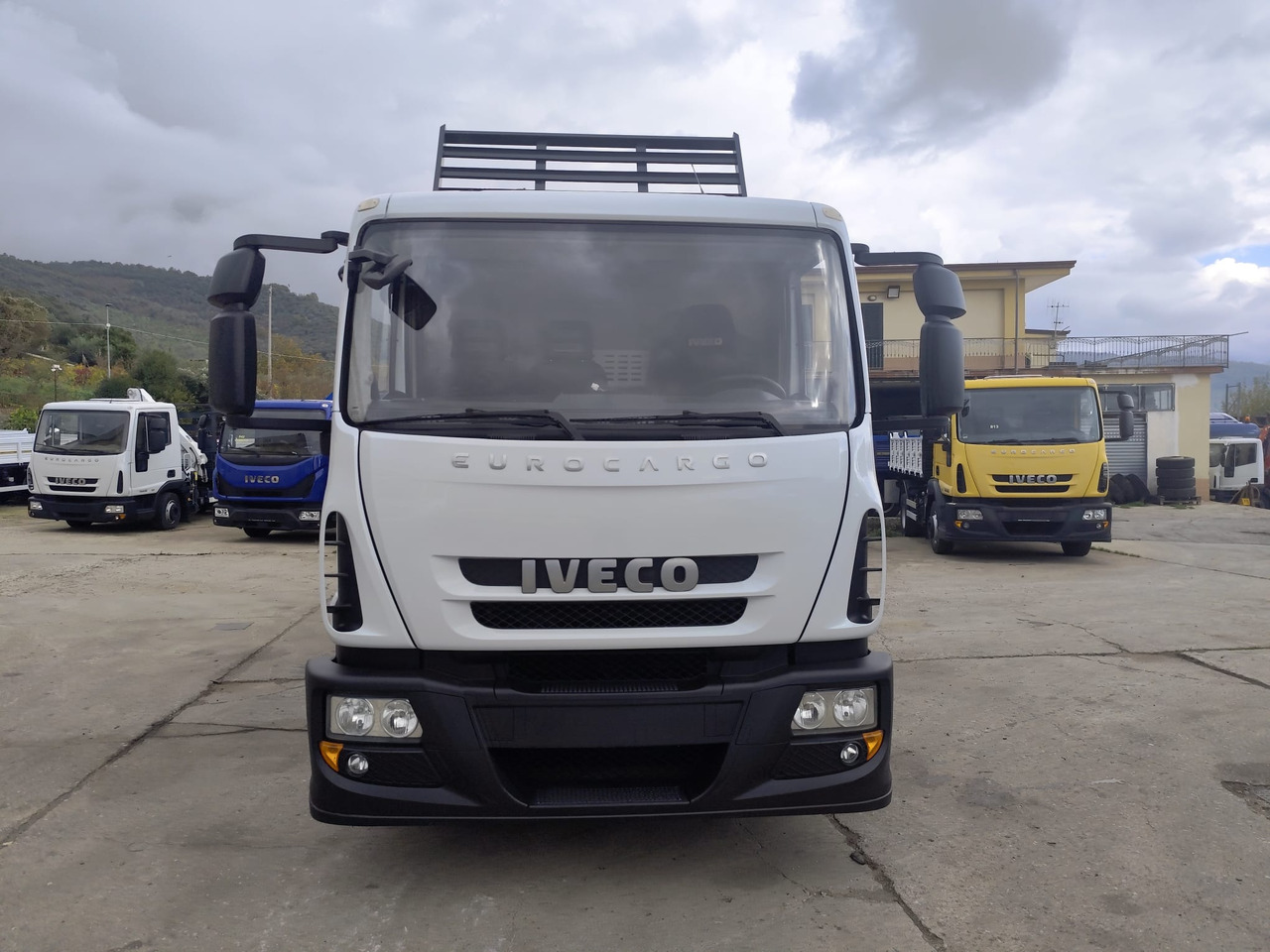 משאית מנוף IVECO EUROCARGO 120E28P: תמונה 33