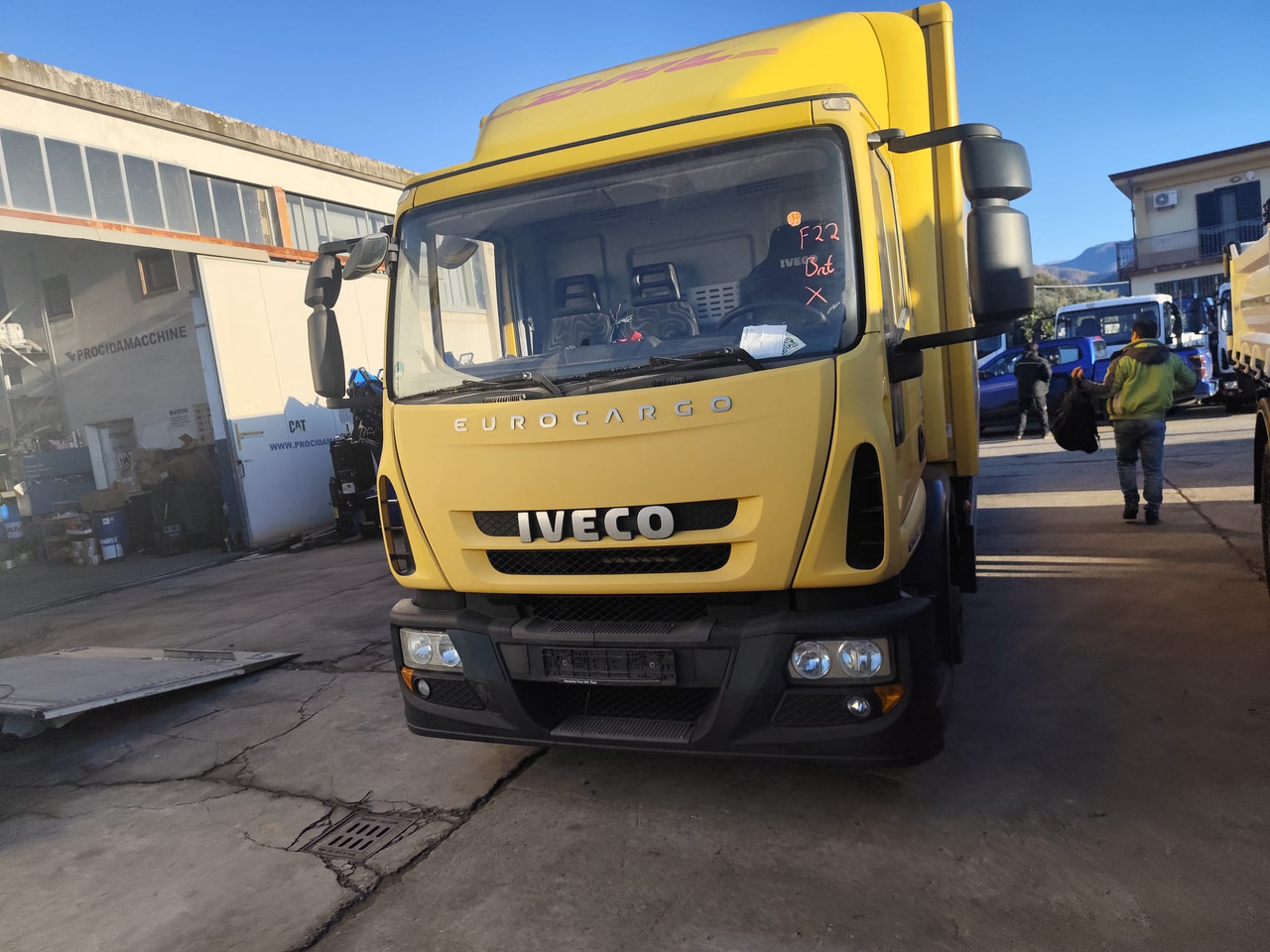 IVECO EUROCARGO 120E28P - משאית עם שלדת תא: תמונה 2 IVECO EUROCARGO 120E28P - משאית עם שלדת תא: תמונה 2
