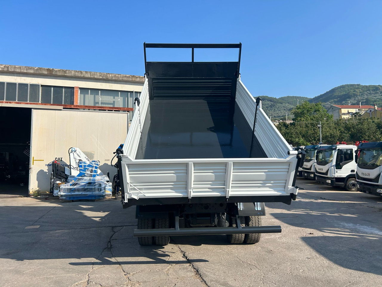 משאית מנוף IVECO EUROCARGO 140-250: תמונה 14