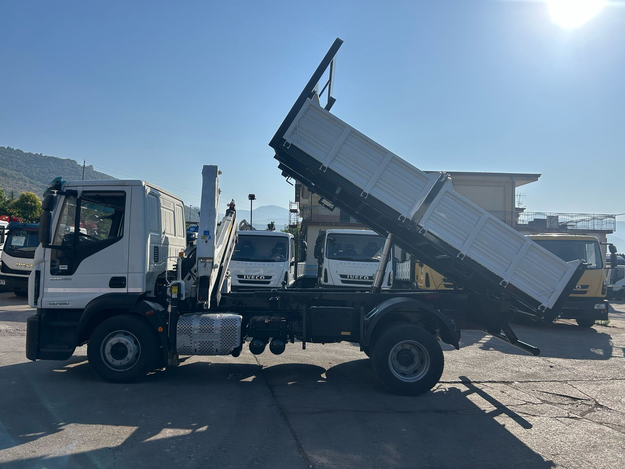 משאית מנוף IVECO EUROCARGO 140-250: תמונה 27