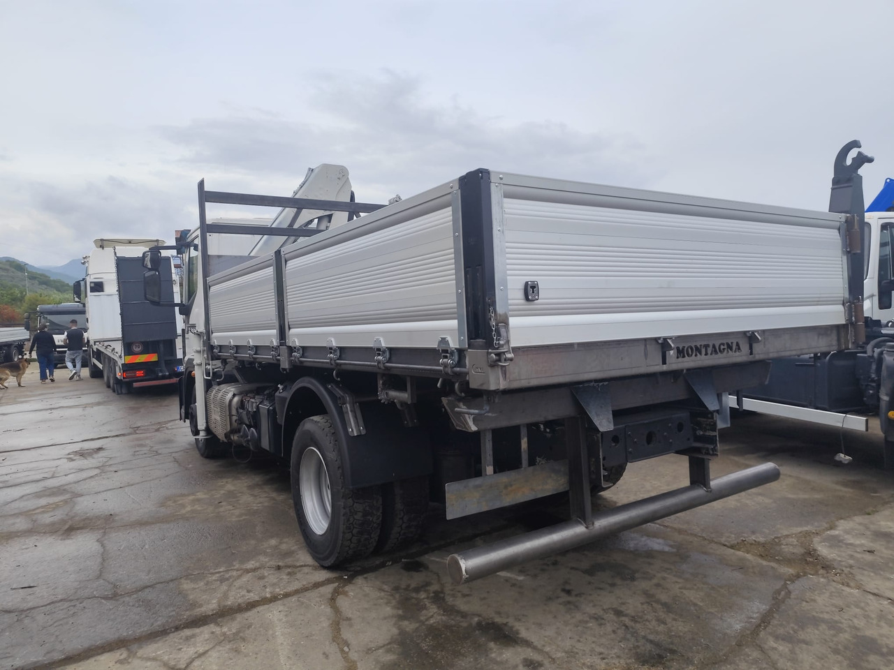IVECO EUROCARGO 140-250 - משאית מנוף: תמונה 3 IVECO EUROCARGO 140-250 - משאית מנוף: תמונה 3