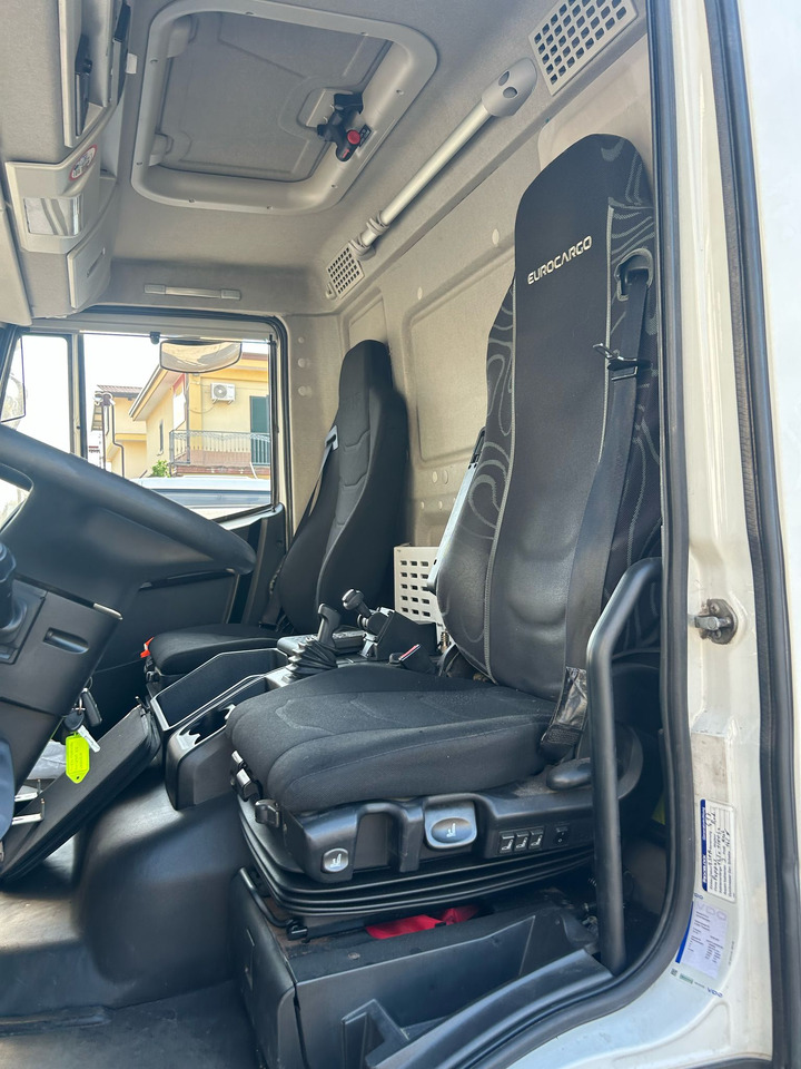 משאית מנוף IVECO EUROCARGO 140-250: תמונה 6