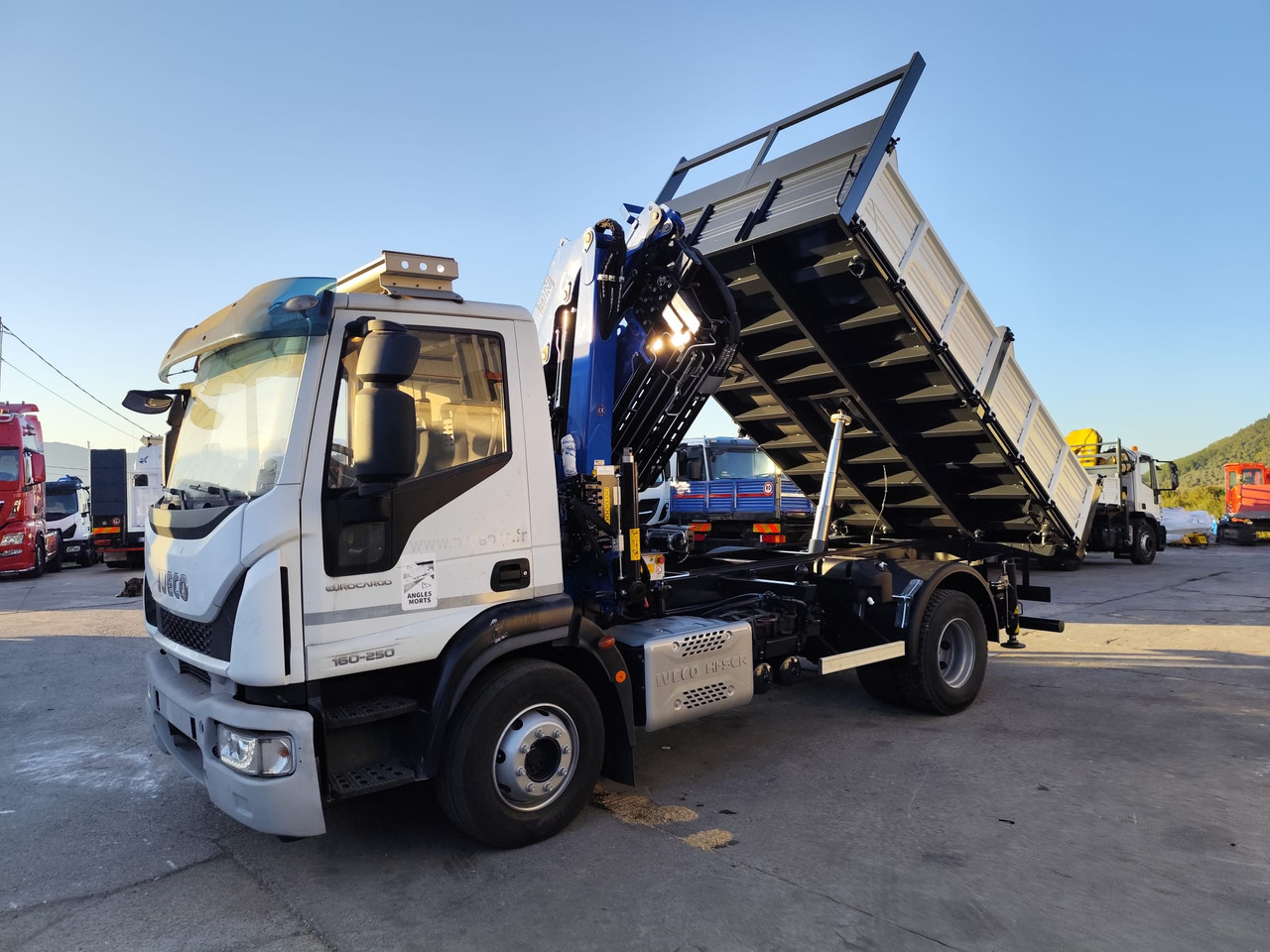 IVECO EUROCARGO 160-250 - משאית מנוף: תמונה 1 IVECO EUROCARGO 160-250 - משאית מנוף: תמונה 1