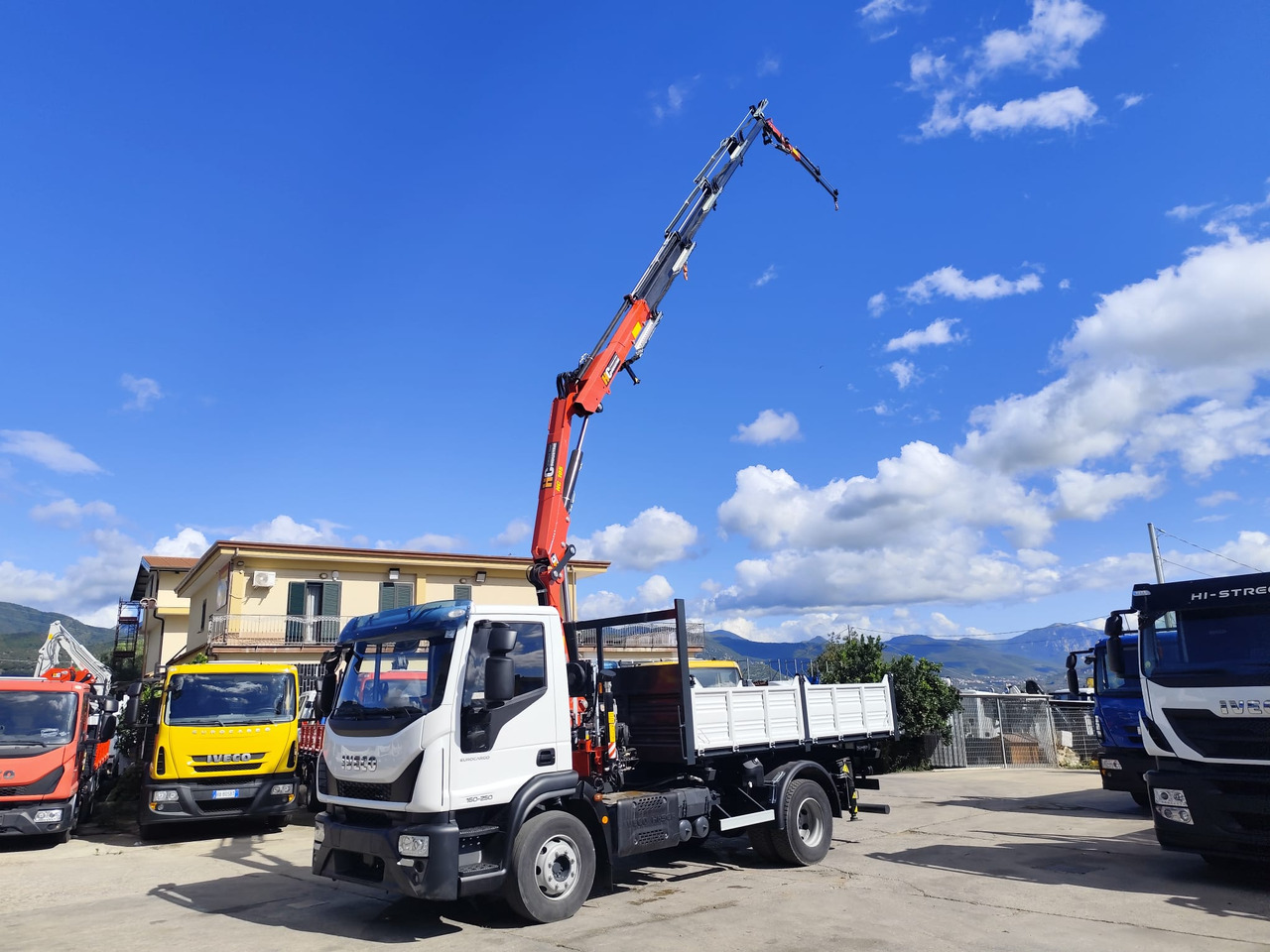 IVECO EUROCARGO 160-250 - משאית מנוף, מזהיר: תמונה 5 IVECO EUROCARGO 160-250 - משאית מנוף, מזהיר: תמונה 5