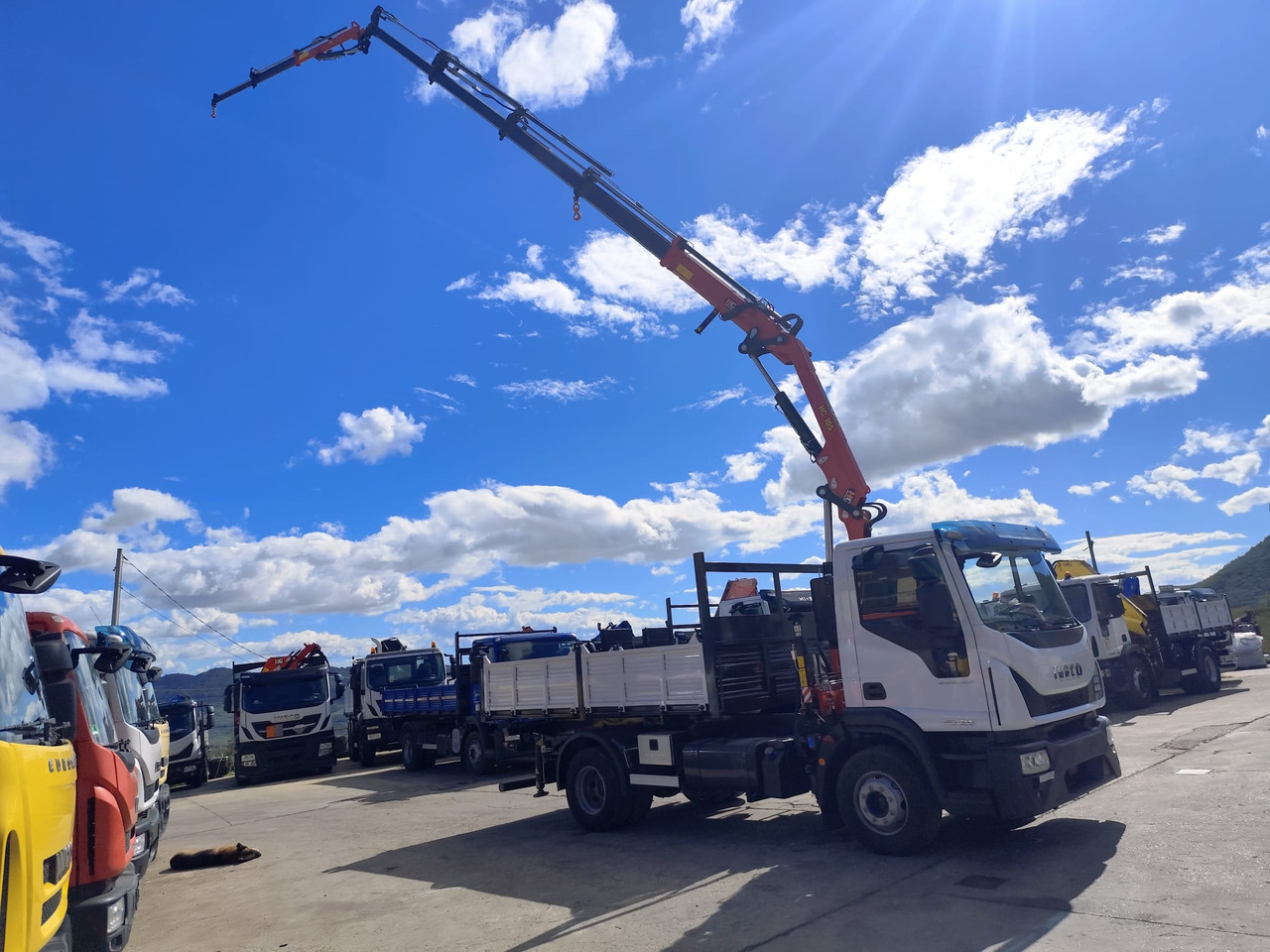 IVECO EUROCARGO 160-250 - משאית מנוף, מזהיר: תמונה 1 IVECO EUROCARGO 160-250 - משאית מנוף, מזהיר: תמונה 1