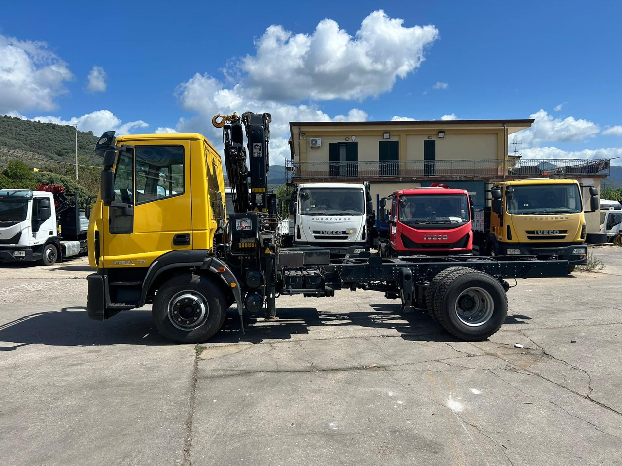 IVECO EUROCARGO 160E30 - משאית מנוף: תמונה 2 IVECO EUROCARGO 160E30 - משאית מנוף: תמונה 2