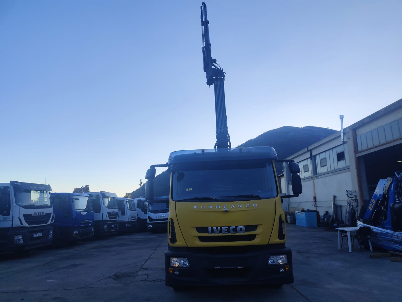 IVECO EUROCARGO 160E30 - משאית מנוף: תמונה 4 IVECO EUROCARGO 160E30 - משאית מנוף: תמונה 4