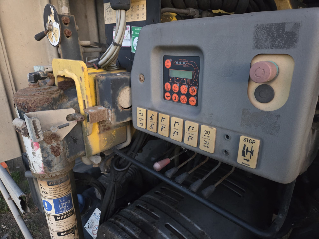 IVECO EUROCARGO 180E25 - משאית מנוף, משאית מנוף: תמונה 4 IVECO EUROCARGO 180E25 - משאית מנוף, משאית מנוף: תמונה 4