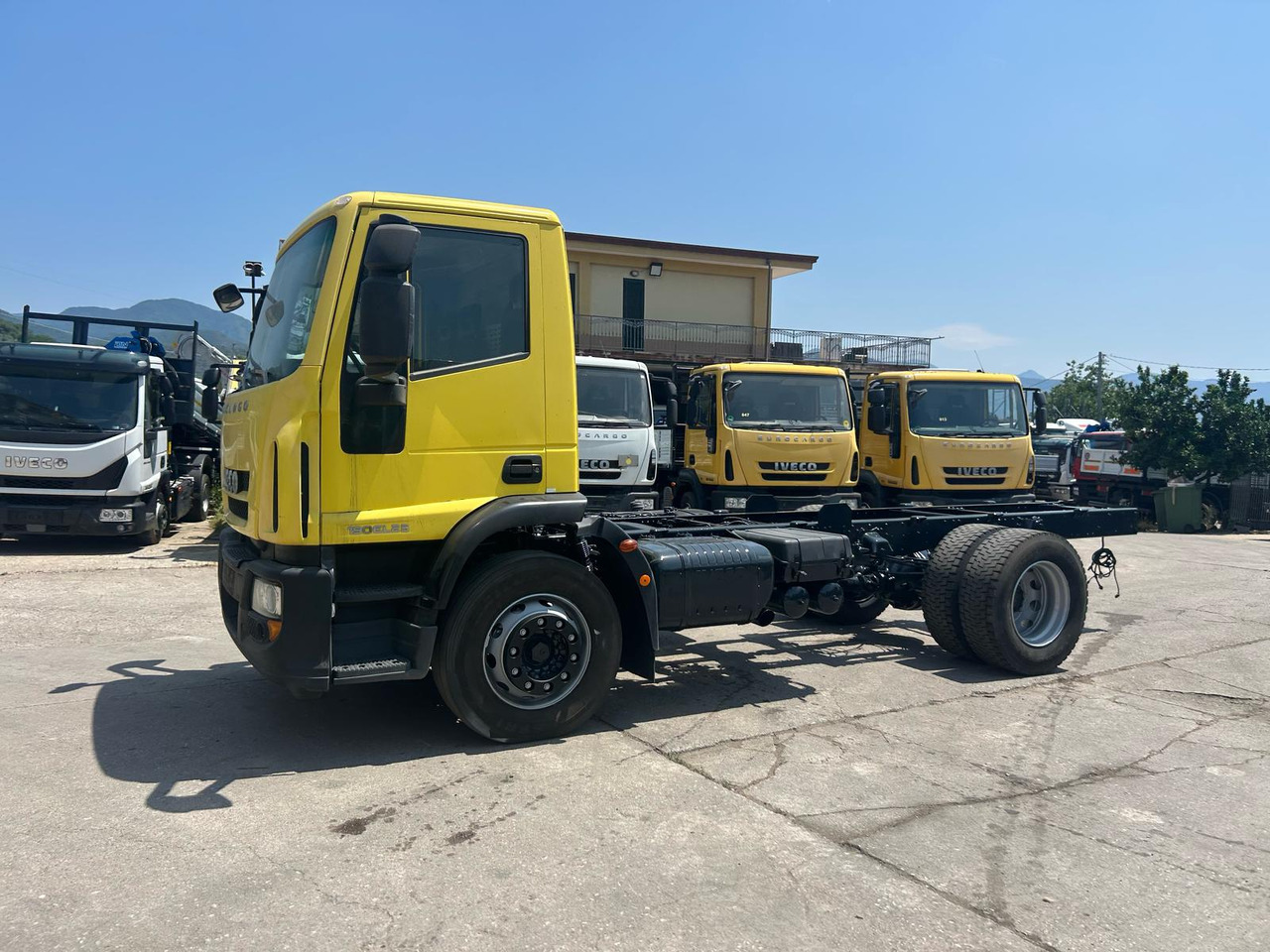 IVECO EUROCARGO 190EL25 - משאית עם שלדת תא: תמונה 3 IVECO EUROCARGO 190EL25 - משאית עם שלדת תא: תמונה 3