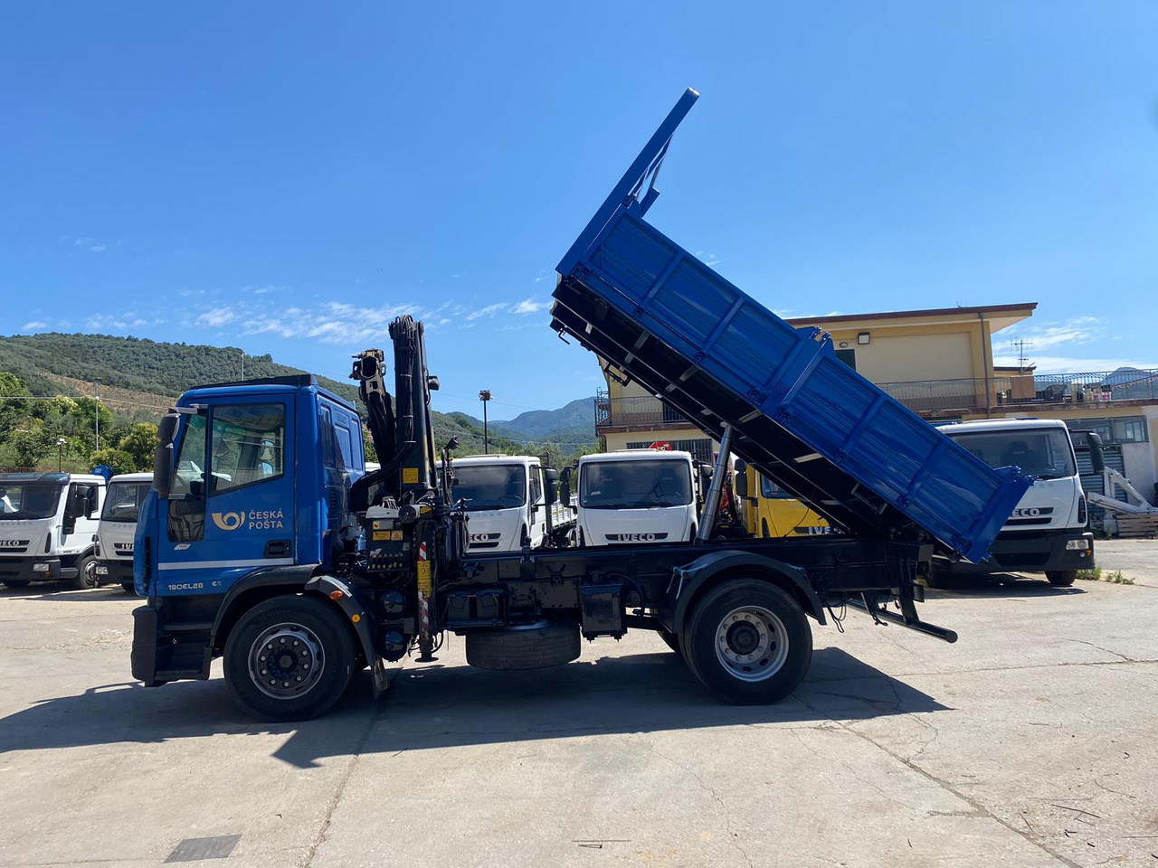 IVECO EUROCARGO 190EL28 - משאית מנוף: תמונה 3 IVECO EUROCARGO 190EL28 - משאית מנוף: תמונה 3