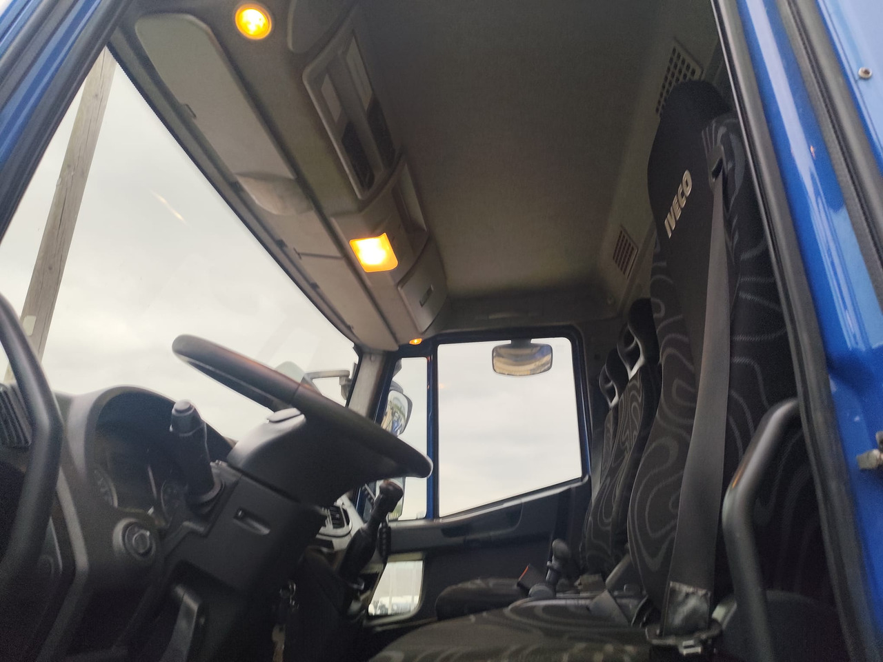 IVECO EUROCARGO 190EL28 - משאית עם שלדת תא: תמונה 4 IVECO EUROCARGO 190EL28 - משאית עם שלדת תא: תמונה 4