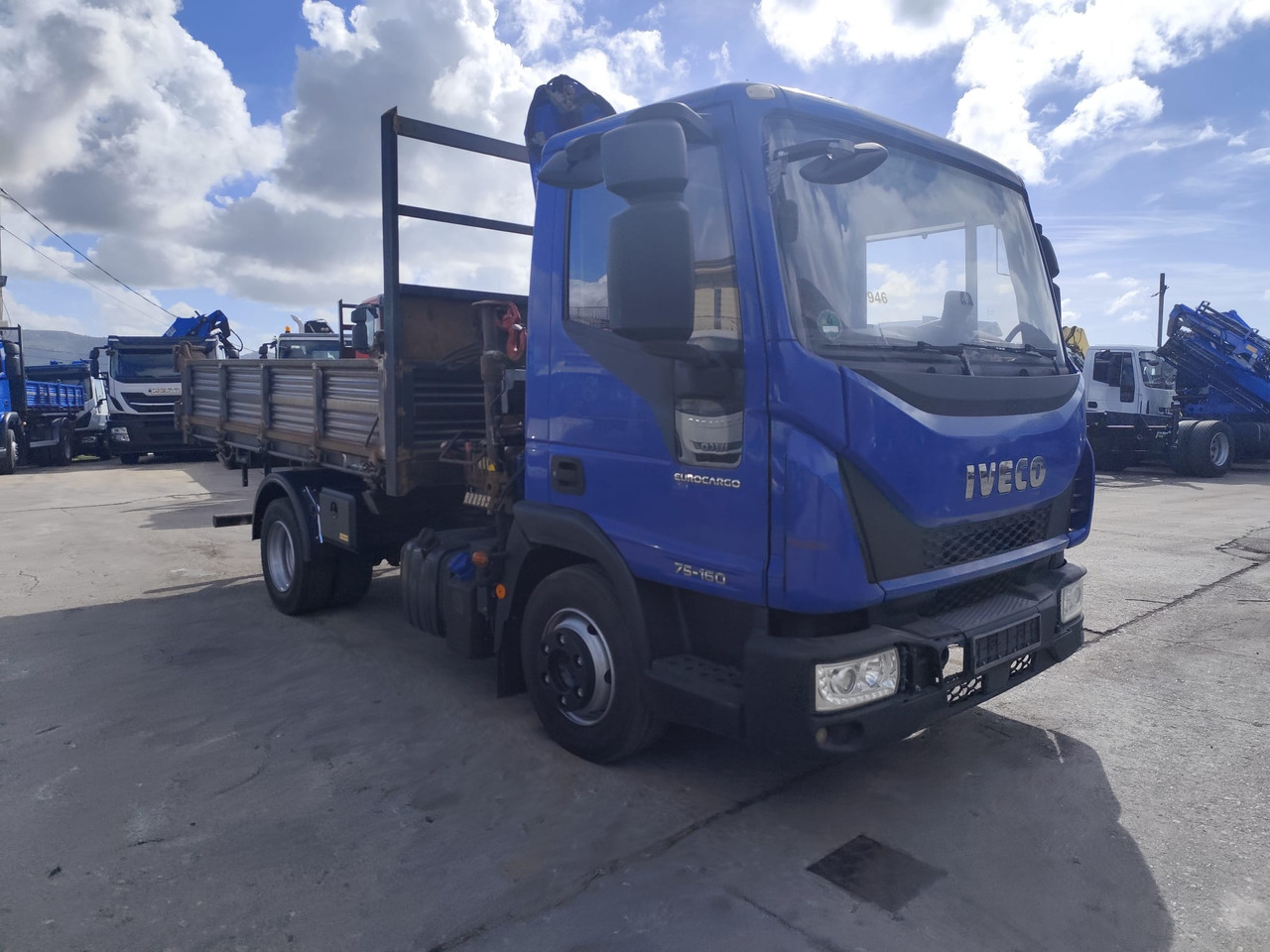 IVECO EUROCARGO 75-160 - משאית מנוף: תמונה 1 IVECO EUROCARGO 75-160 - משאית מנוף: תמונה 1