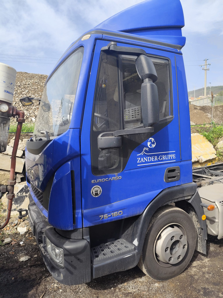 IVECO EUROCARGO 75-160 - משאית עם שלדת תא, משאית מנוף: תמונה 3 IVECO EUROCARGO 75-160 - משאית עם שלדת תא, משאית מנוף: תמונה 3