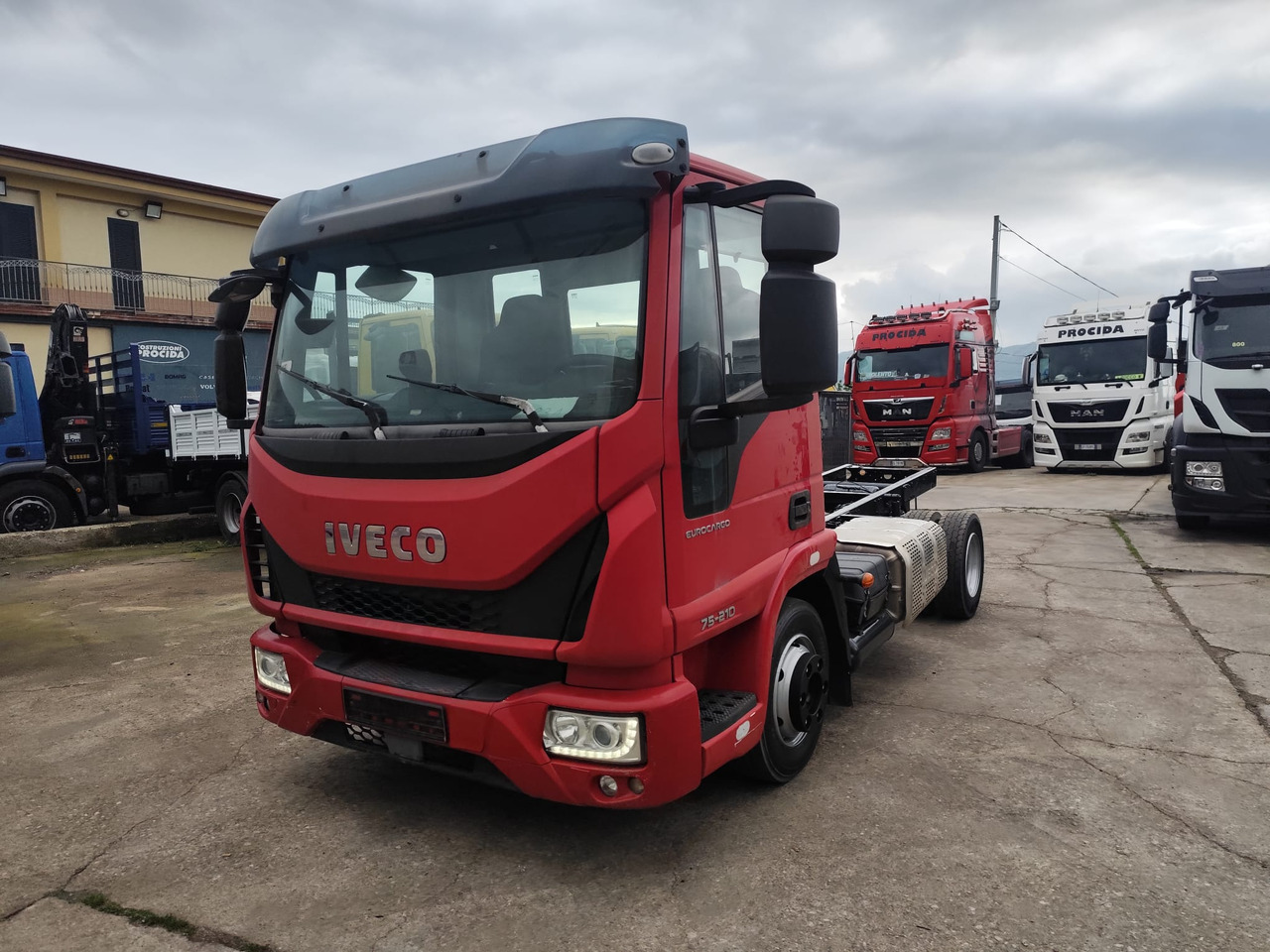 IVECO EUROCARGO 75-210 - מזהיר: תמונה 1 IVECO EUROCARGO 75-210 - מזהיר: תמונה 1