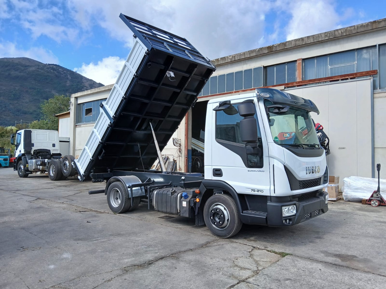 הַחכָּרָה IVECO EUROCARGO 75-210 IVECO EUROCARGO 75-210: תמונה 42
