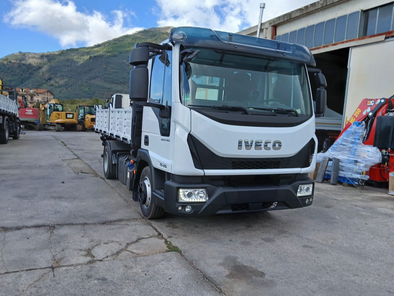 IVECO EUROCARGO 75-210 - מזהיר: תמונה 3 IVECO EUROCARGO 75-210 - מזהיר: תמונה 3