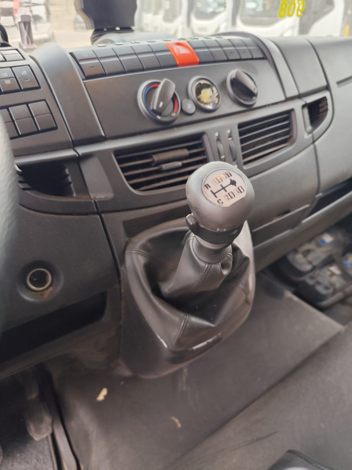 IVECO EUROCARGO 80-210 - משאית מנוף: תמונה 5 IVECO EUROCARGO 80-210 - משאית מנוף: תמונה 5