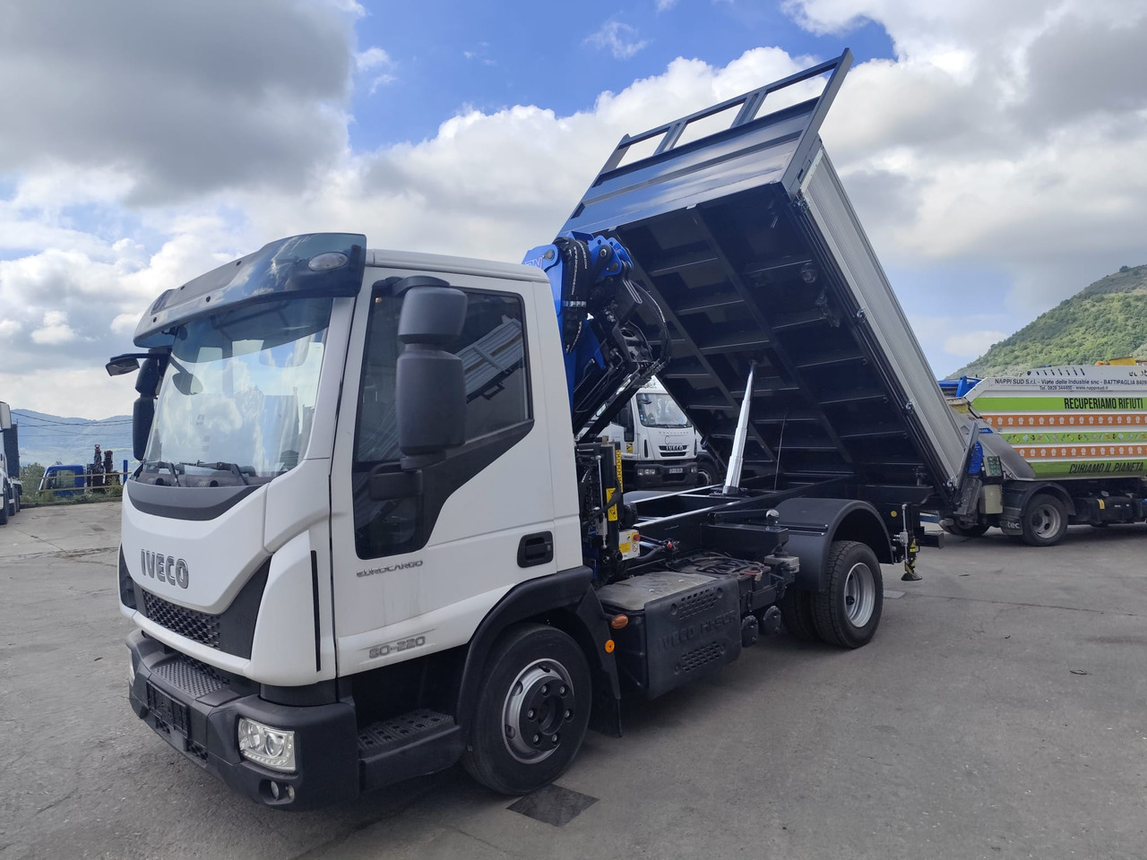 IVECO EUROCARGO 80-220 - משאית מנוף: תמונה 1 IVECO EUROCARGO 80-220 - משאית מנוף: תמונה 1