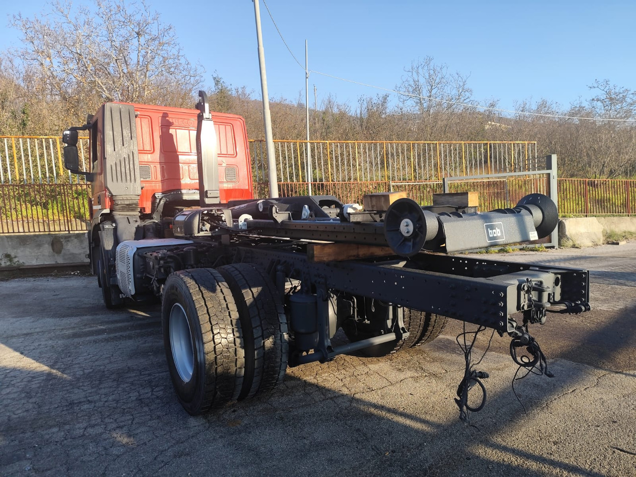 IVECO STRALIS 190S31 - משאית הרמת וו: תמונה 4 IVECO STRALIS 190S31 - משאית הרמת וו: תמונה 4